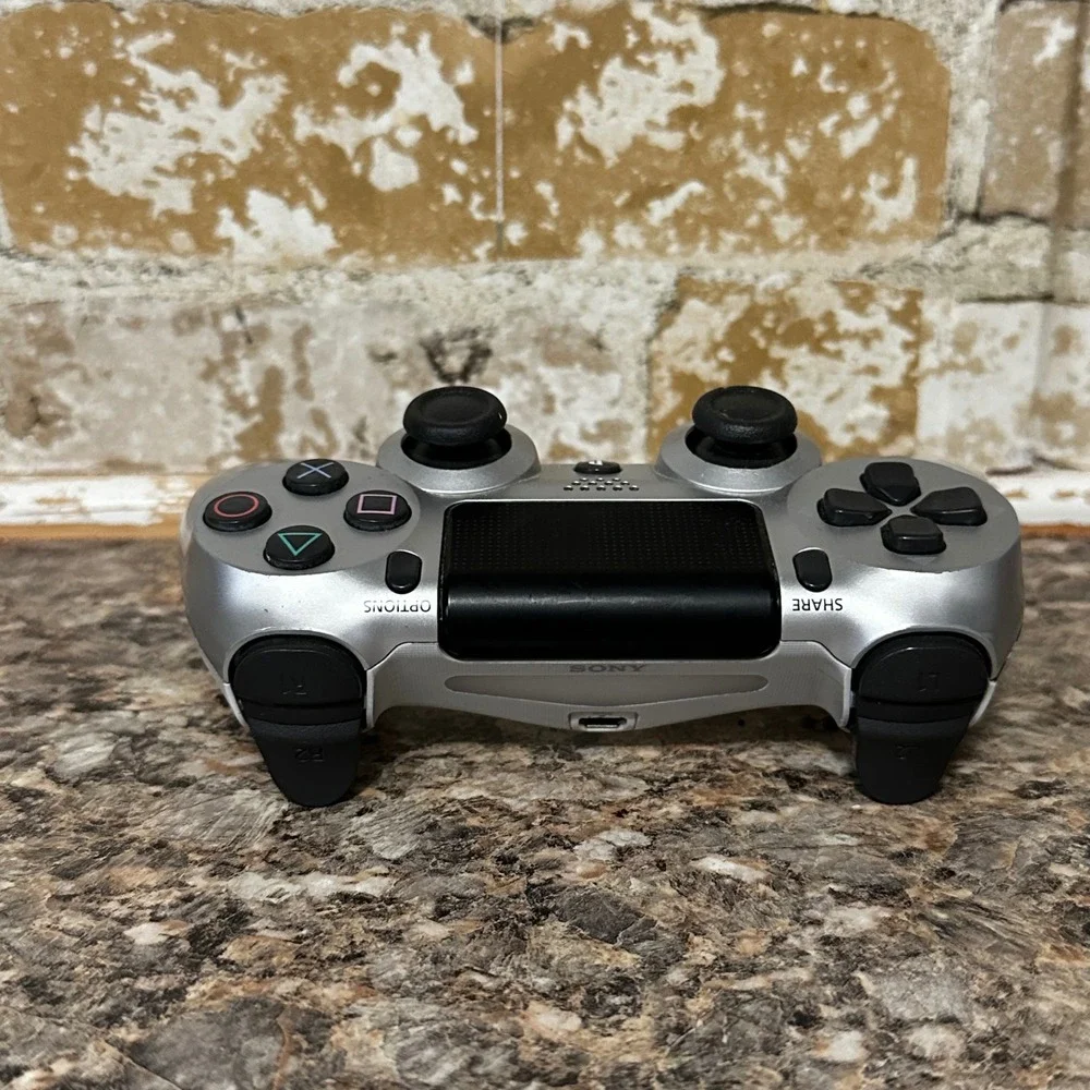 Sony DualShock 4 Controller PS4 One Size Silver Good Wireless Bluetooth